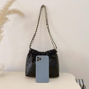 Black Crossbody Bag A Fashion Must-Have